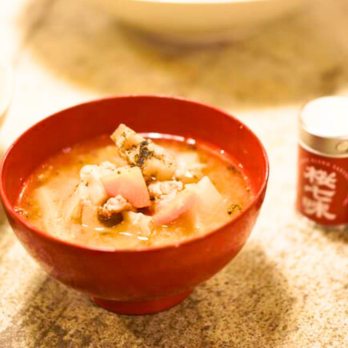 ［高級七味唐辛子］10g｜桜七味｜料理格上げスパイス ハーブ 赤唐辛子 桜葉 生姜 葉山椒 げんこう 麻の実 赤胡椒 伝統 ギフト - 京都麻の葉